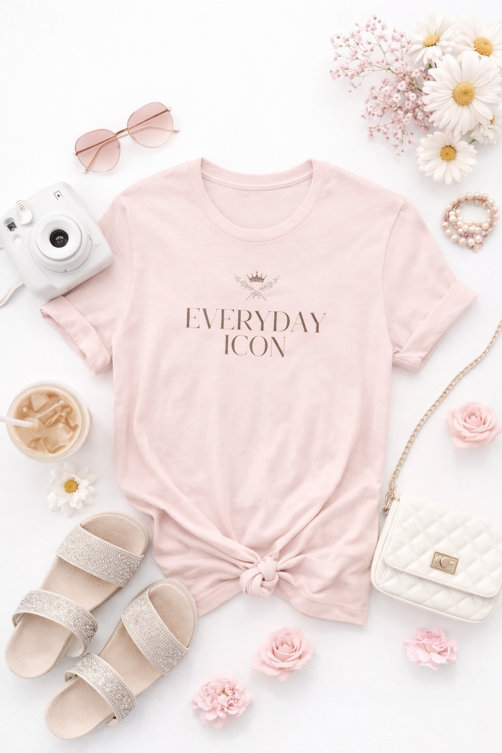 Everyday Icon Tee — Minimal Crown Graphic Short Sleeve T‑Shirt